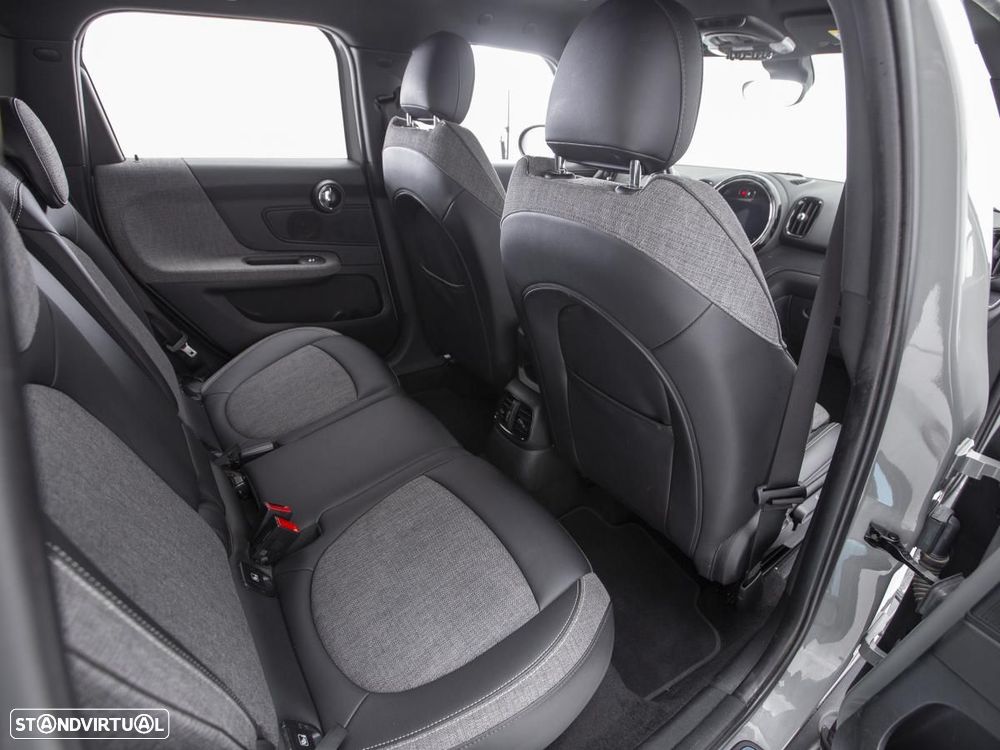 MINI Countryman One D Auto - 11