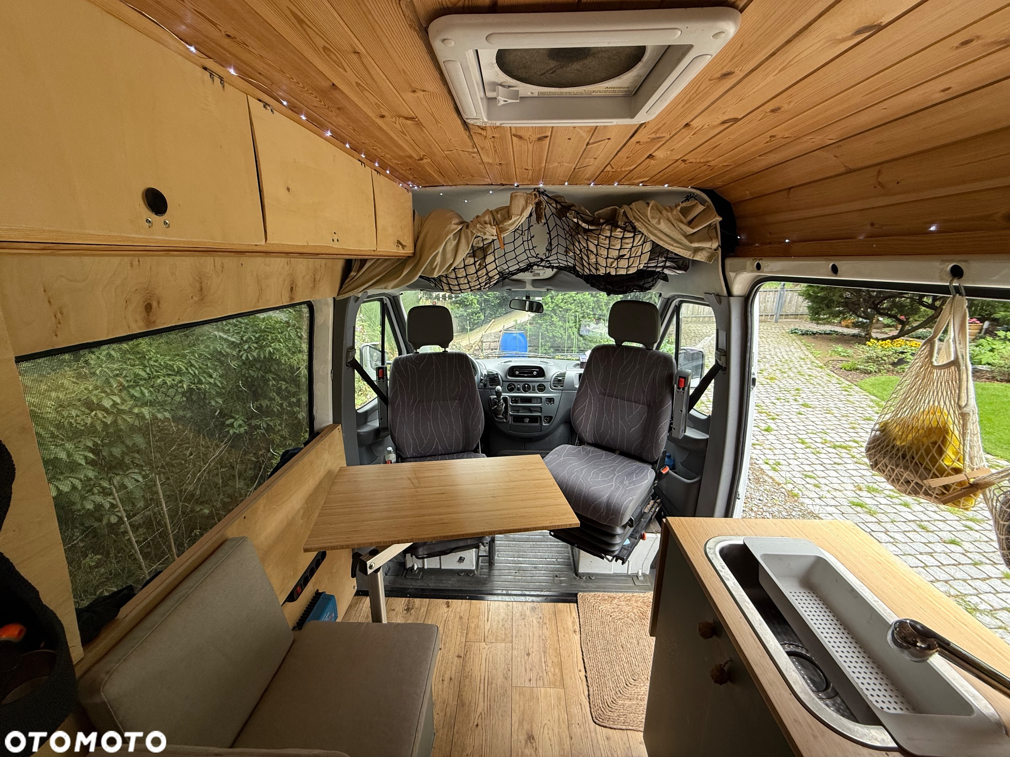 Mercedes-Benz Sprinter - 5