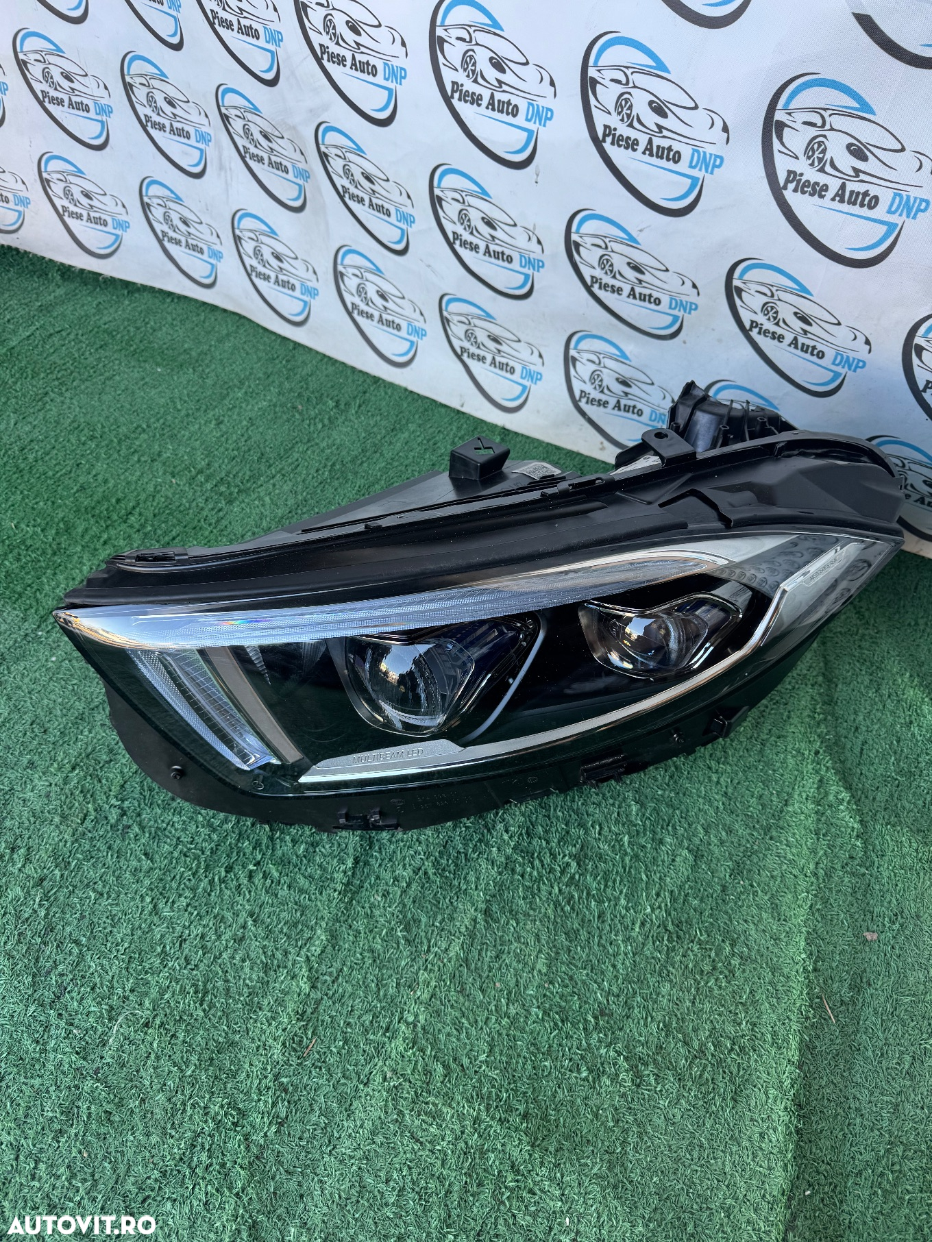 Far stanga Mercedes Cls w257 multibeam - 7