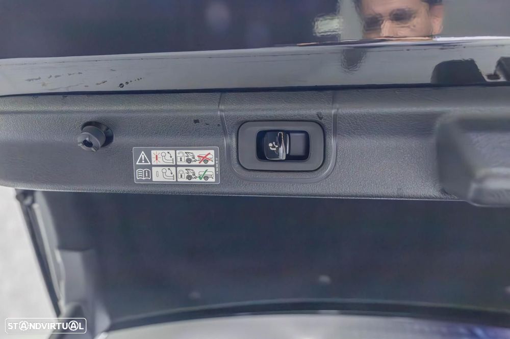 Mercedes-Benz EQE 350+ AMG Line - 36