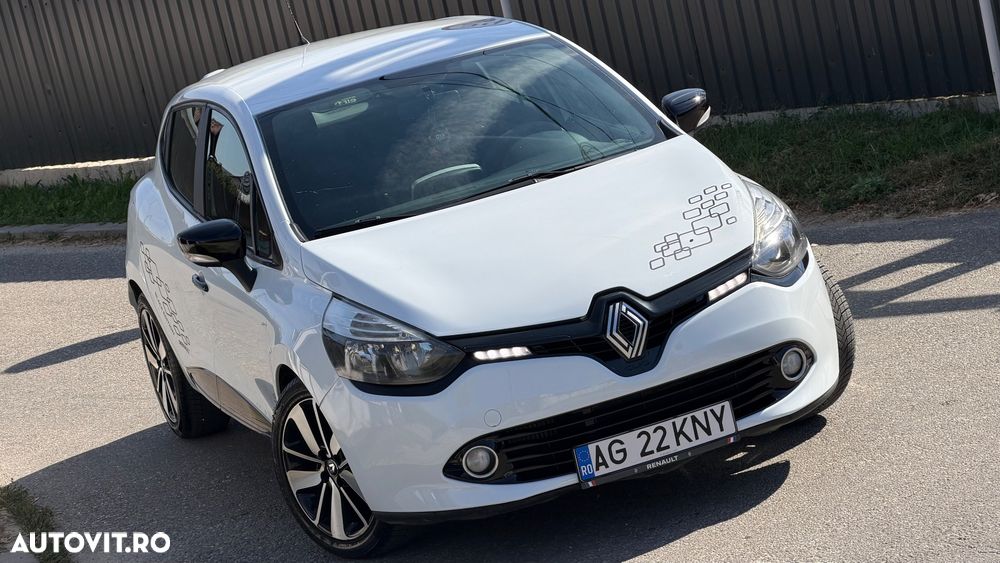 Renault Clio - 1
