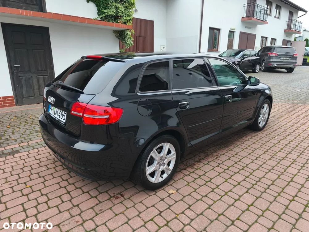 Audi A3 Sportback 1.6 Attraction - 10