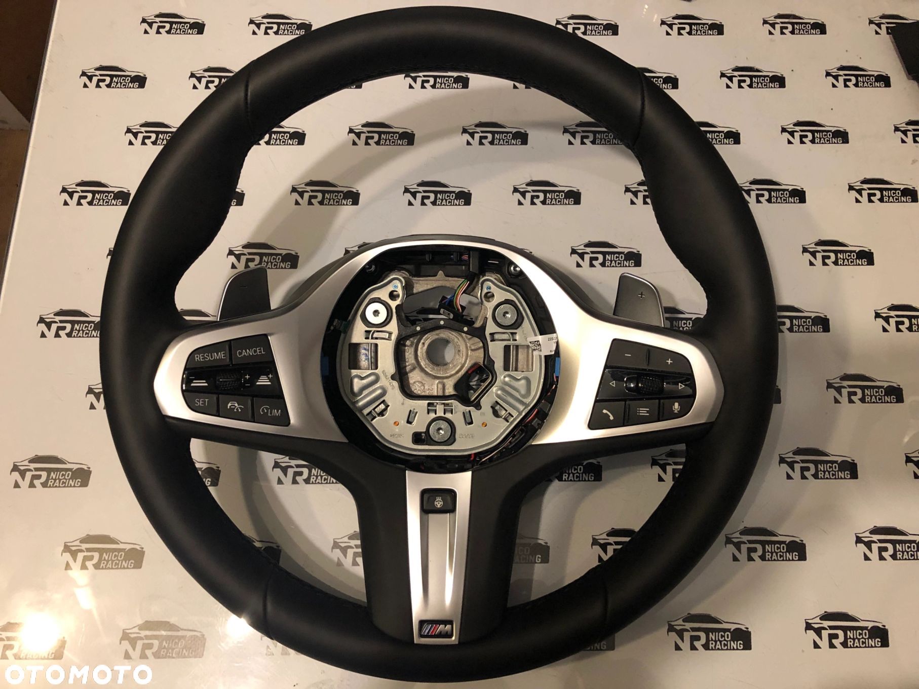 KIEROWNICA M-PAKIET ŁOPATKI GRZANA BMW G20 G21 G22 G23 F40 F44 G42 G26 G29 - 1