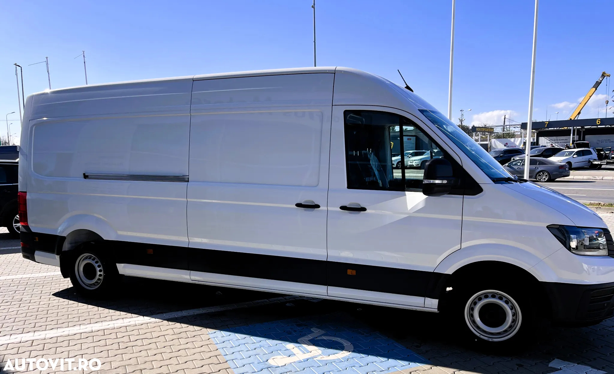 Volkswagen Crafter Furgon L4H3 - 2
