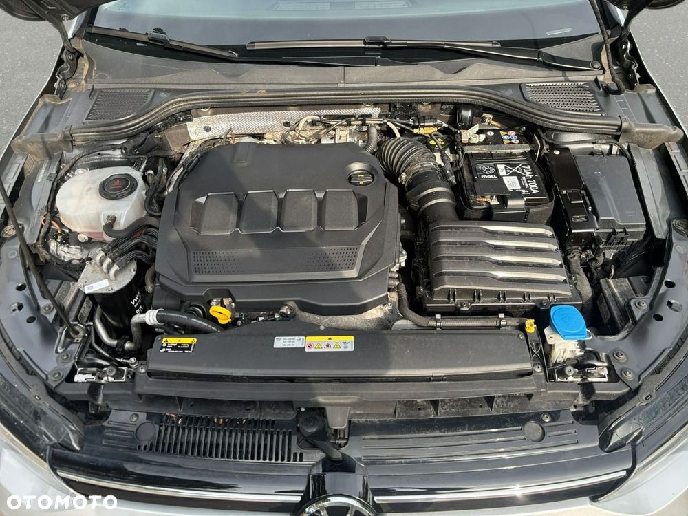 Volkswagen Golf - 26