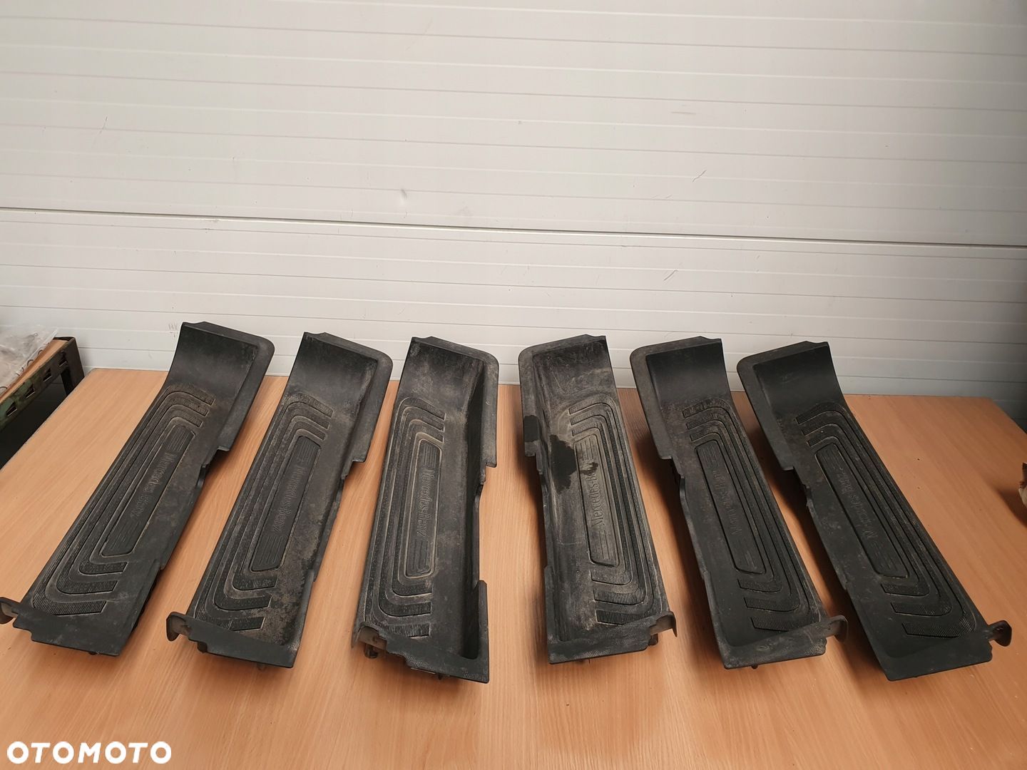 STOPIEŃ PRÓG PRAWY LEWY MERCEDES VITO W447 A4476801605 A44776801506 - 1