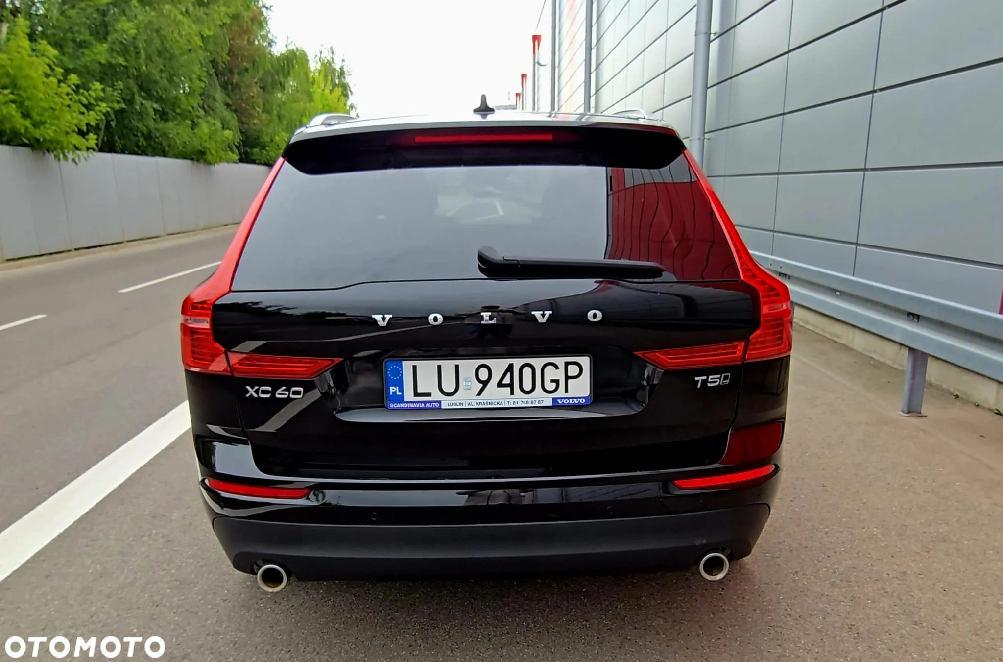 Volvo XC 60 T5 AWD Momentum - 3