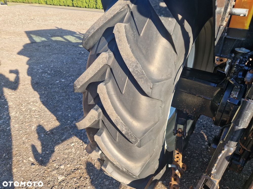 Valtra 6350 HiTech - 26