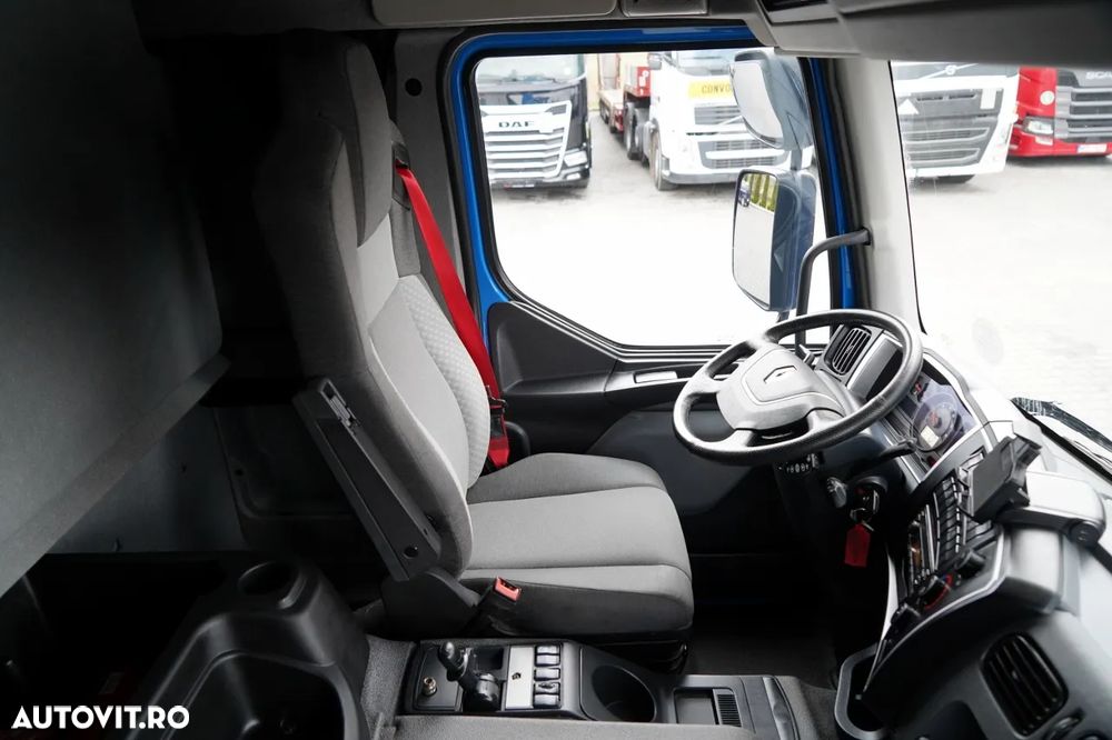 Renault D WIDE 380 DE11 / 4X2 / CAMION DE REMORCAJE 8 M / TRANSPORT AUTO / PLATFORMĂ / TROLIU / - 29