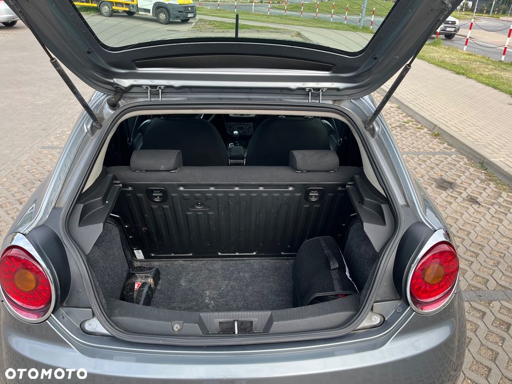 Alfa Romeo Mito 1.4 MultiAir Distinctive S&S - 11