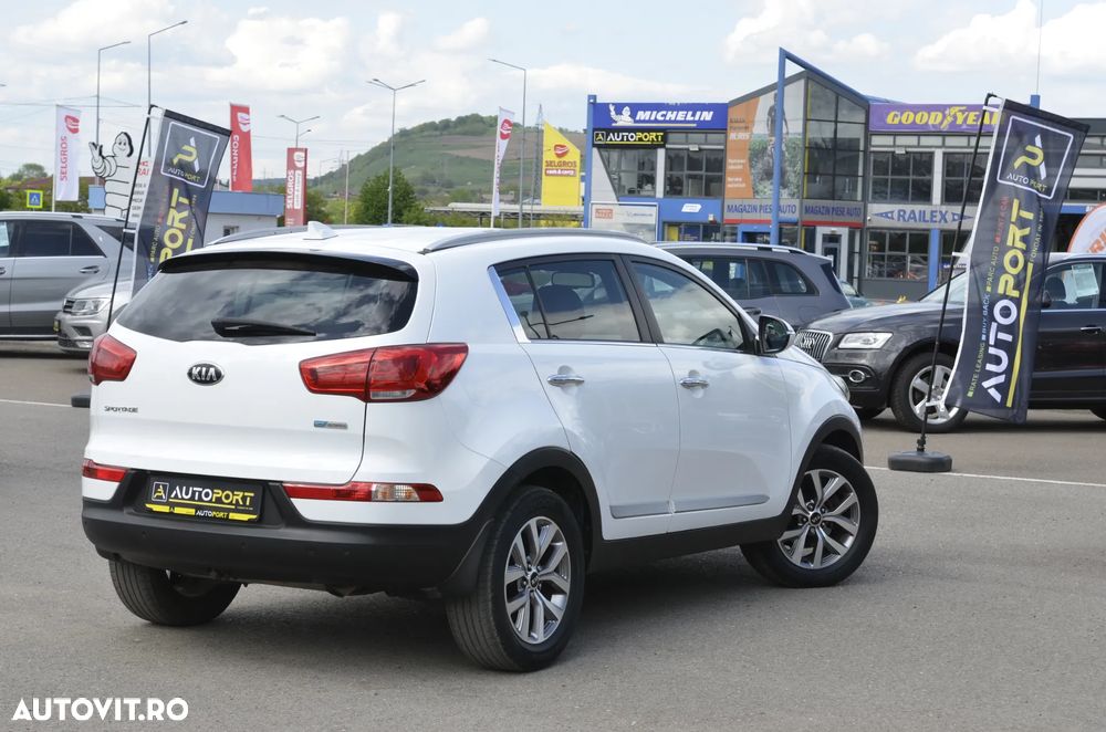 Kia Sportage 1.7 CRDI 2WD Spirit - 4