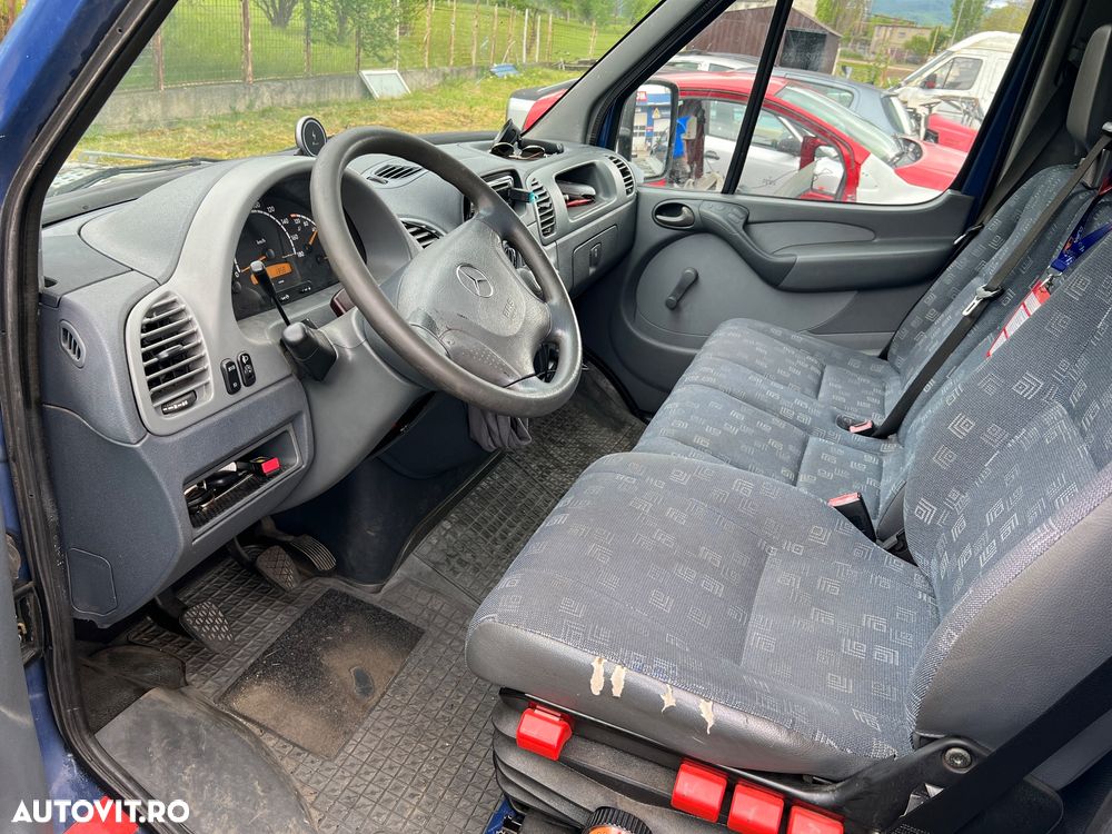 Mercedes-Benz Sprinter - 4