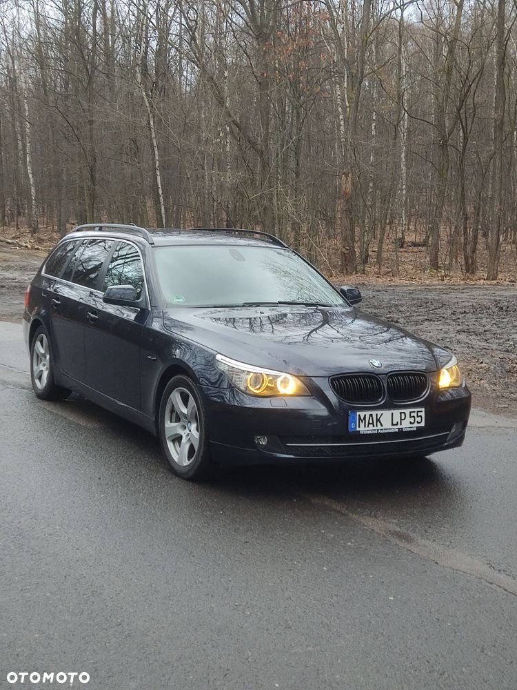 BMW Seria 5 520d Edition Exclusive - 16