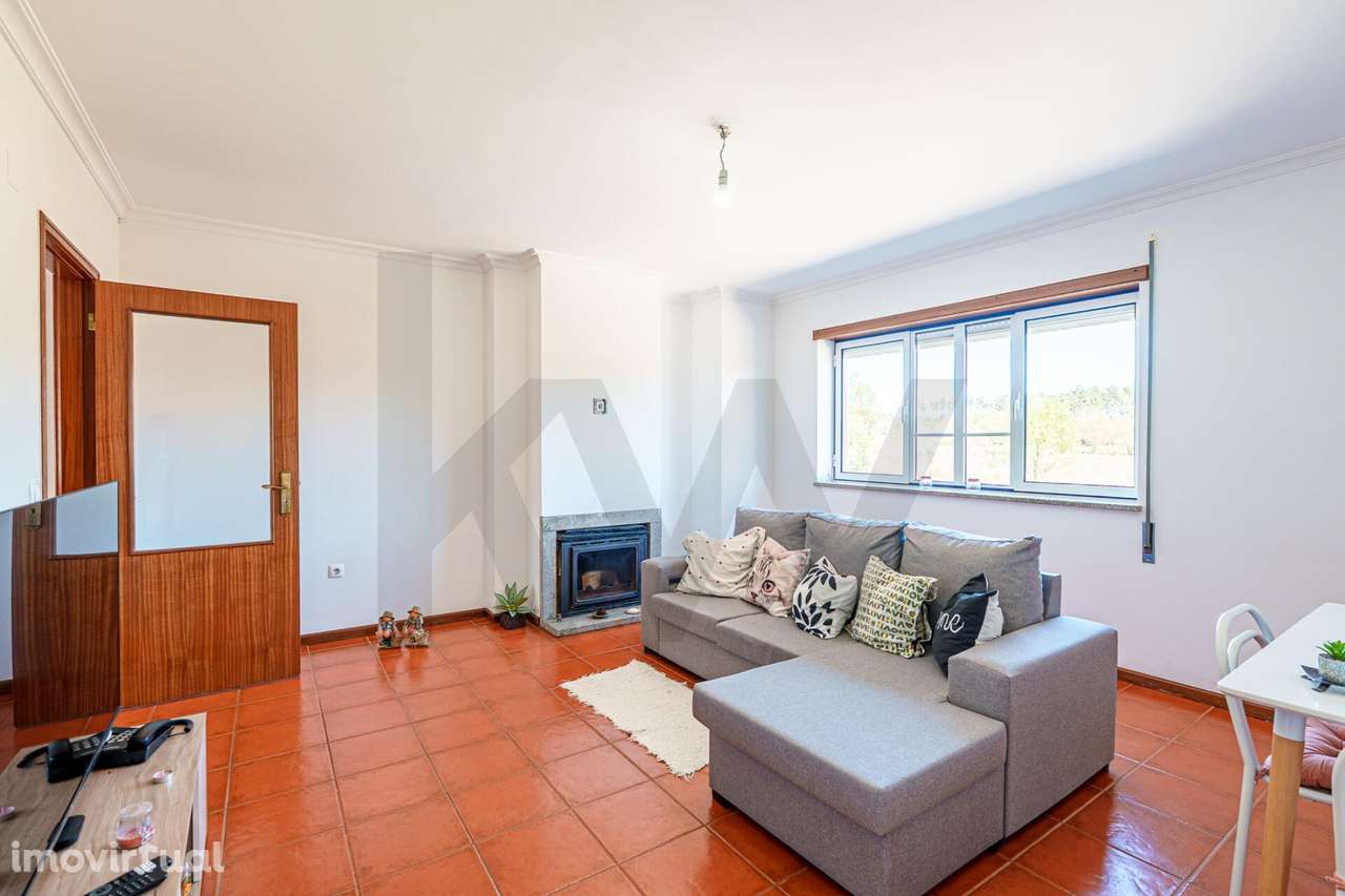 T3 confortável e amplo em Vila Franca das Naves: O Equilíbrio Perfeito - Grande imagem: 2/38