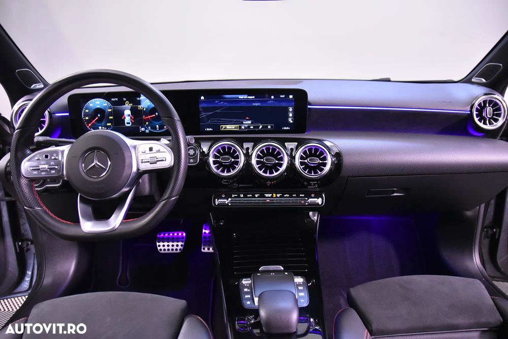 Mercedes-Benz A 200 Sedan 7G-DCT AMG Line - 11