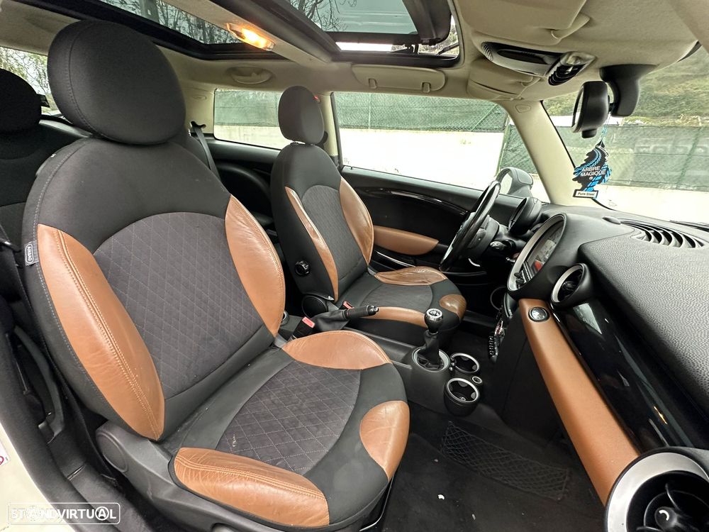 MINI 3 Portas Cooper D - 12