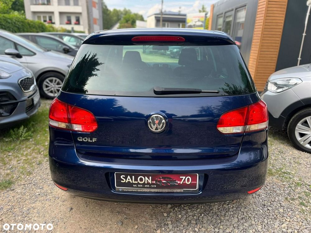 Volkswagen Golf - 6