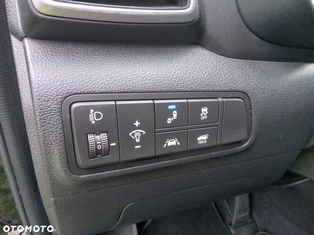 Hyundai Tucson blue 1.6 CRDi 2WD DCT Premium - 17