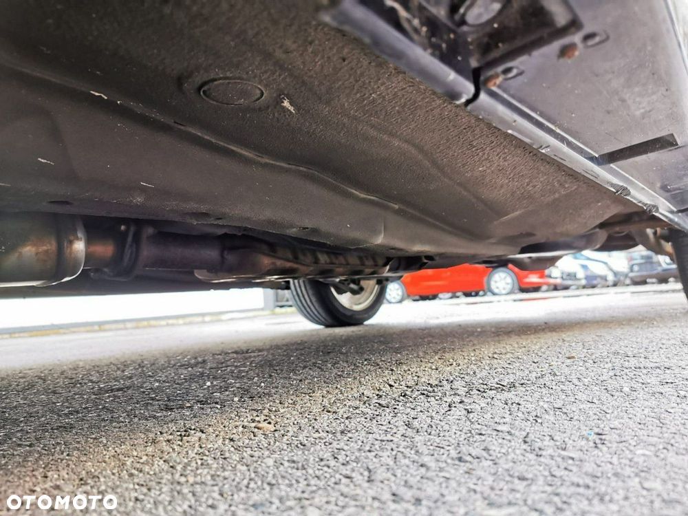 Subaru Impreza SW 2.0 RS - 29