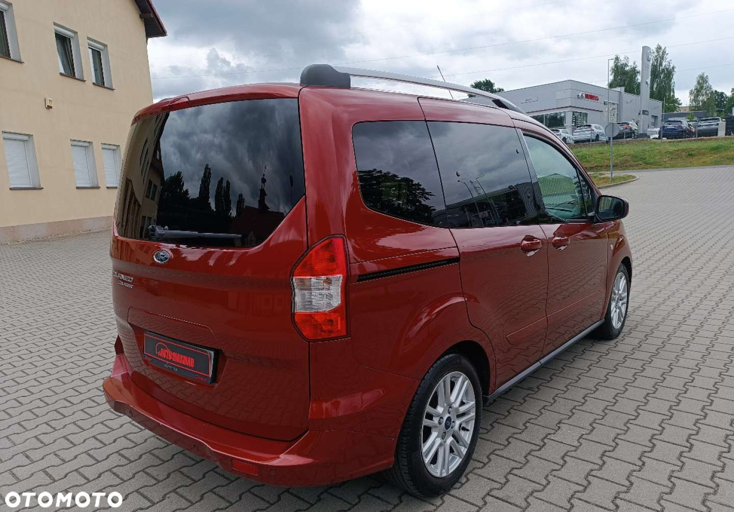Ford Tourneo Courier - 9