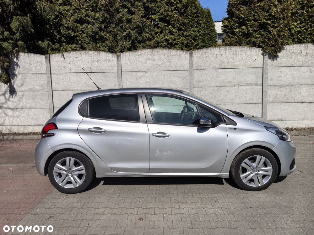 Peugeot 208 82 PureTech Style - 8