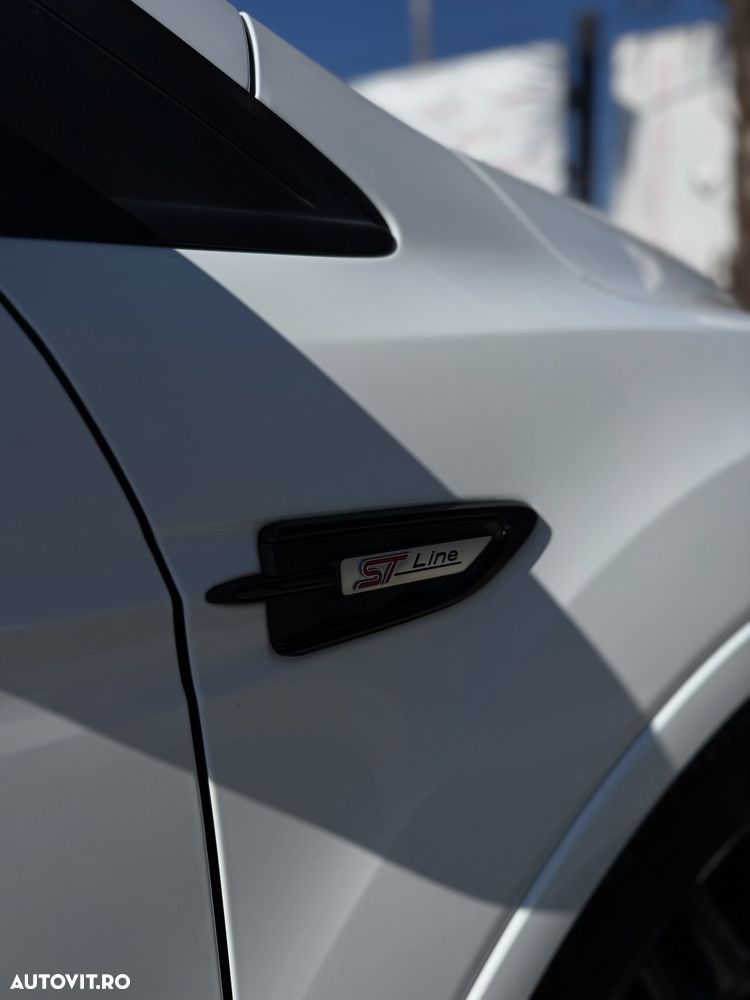 Ford Kuga 1.5 EcoBoost 2WD Titanium - 26