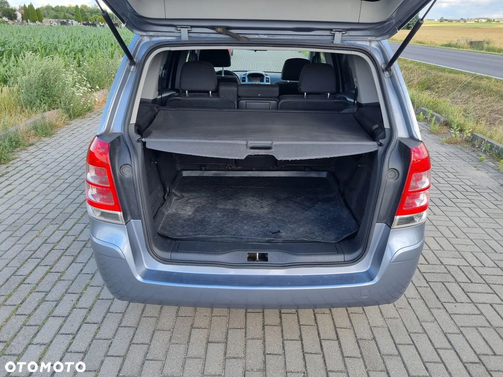 Opel Zafira 1.6 Cosmo - 9