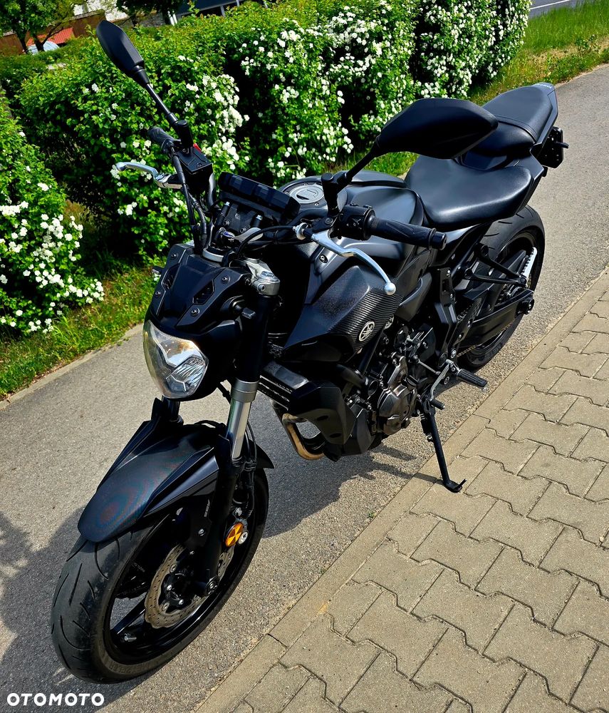 Yamaha MT - 6
