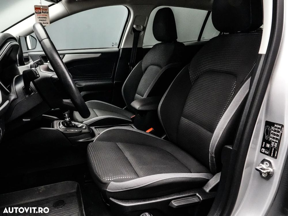 Ford Focus 1.0 EcoBoost Titanium Business - 13