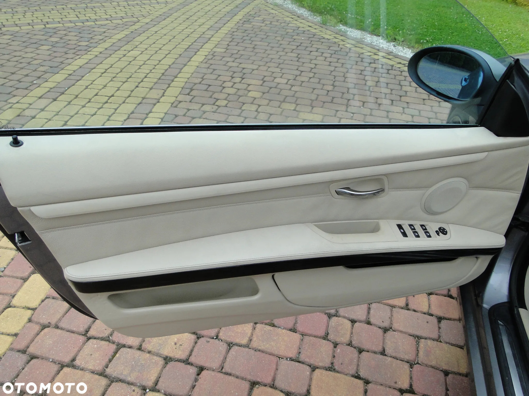 BMW Seria 3 320i - 34
