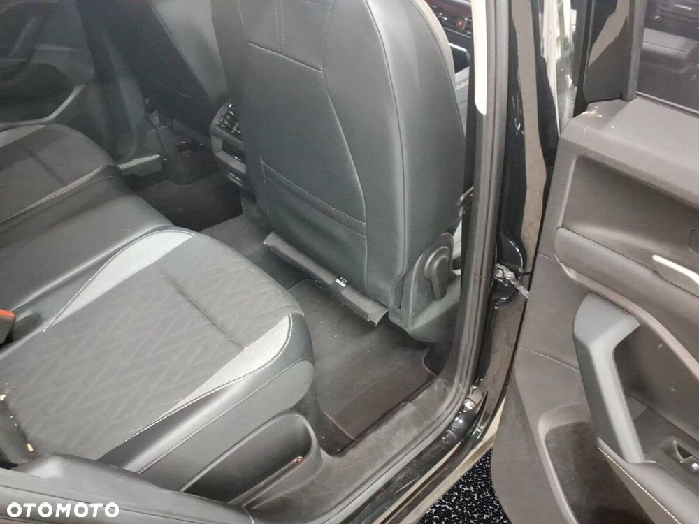 Volkswagen Tiguan - 10