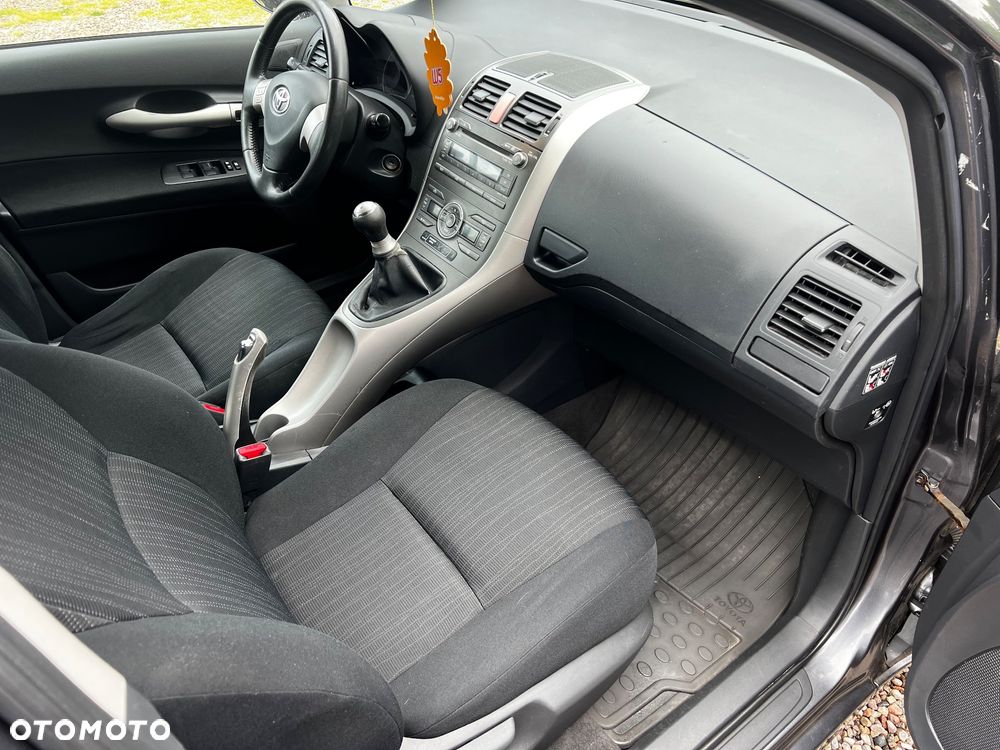 Toyota Auris 1.6 VVT-i Premium - 9