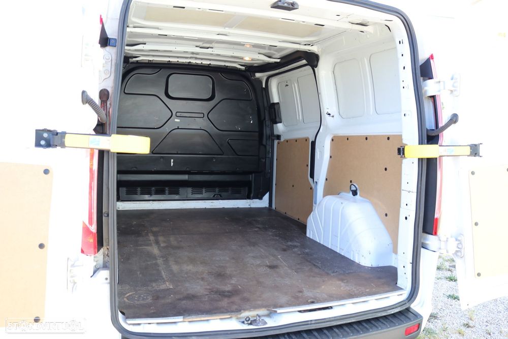 Ford Transit Custom 280 L1H1 2.0TDCi C/ Iva Incluído - 11
