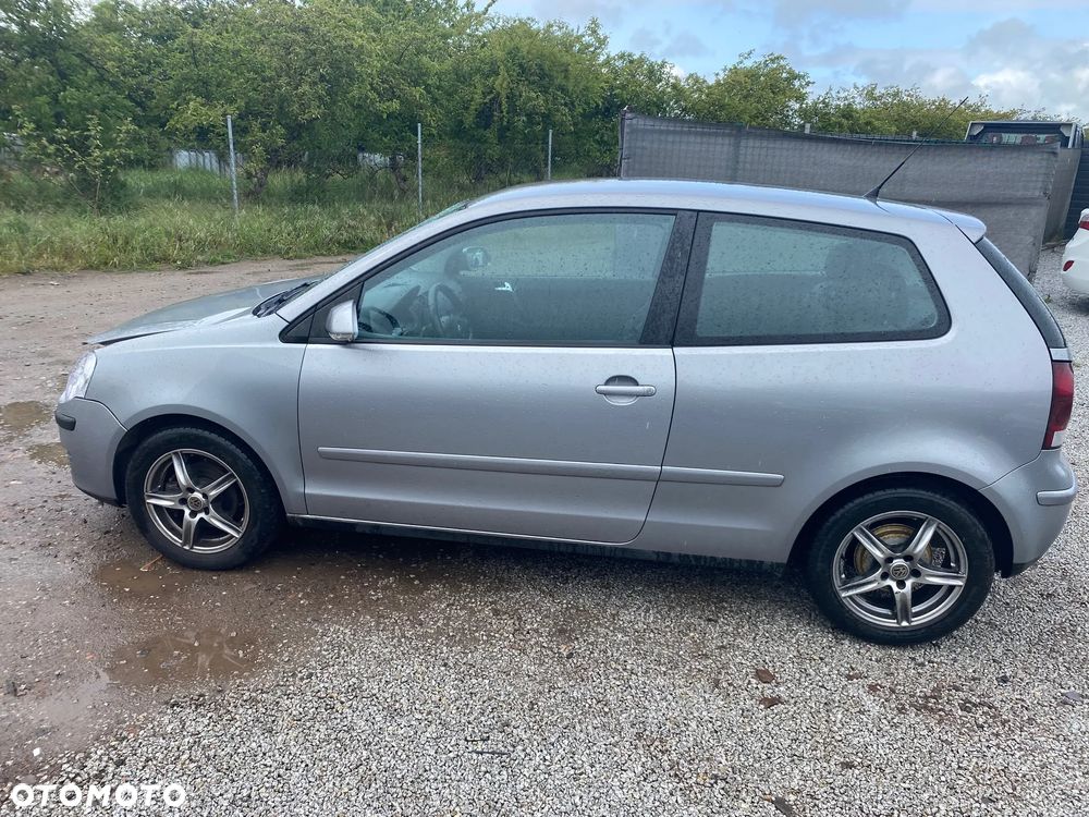 Volkswagen Polo 1.4 TDI Blue Motion - 8