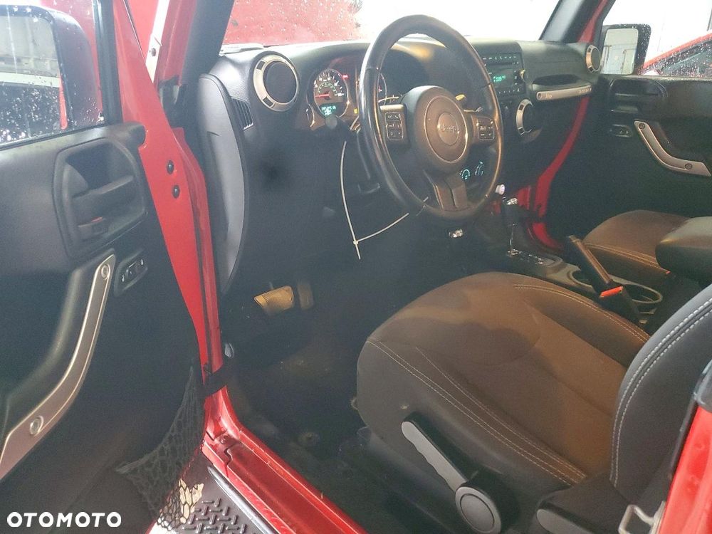 Jeep Wrangler 3.6 Sahara - 10