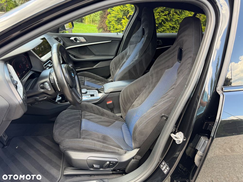 BMW Seria 1 120d xDrive Edition M Sport Shadow - 23
