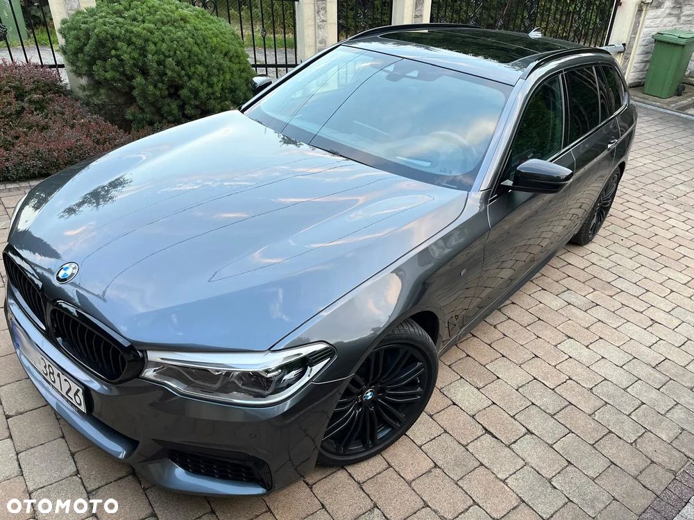 BMW Seria 5 M550d xDrive Touring - 12