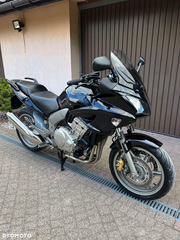 Honda CBF - 1