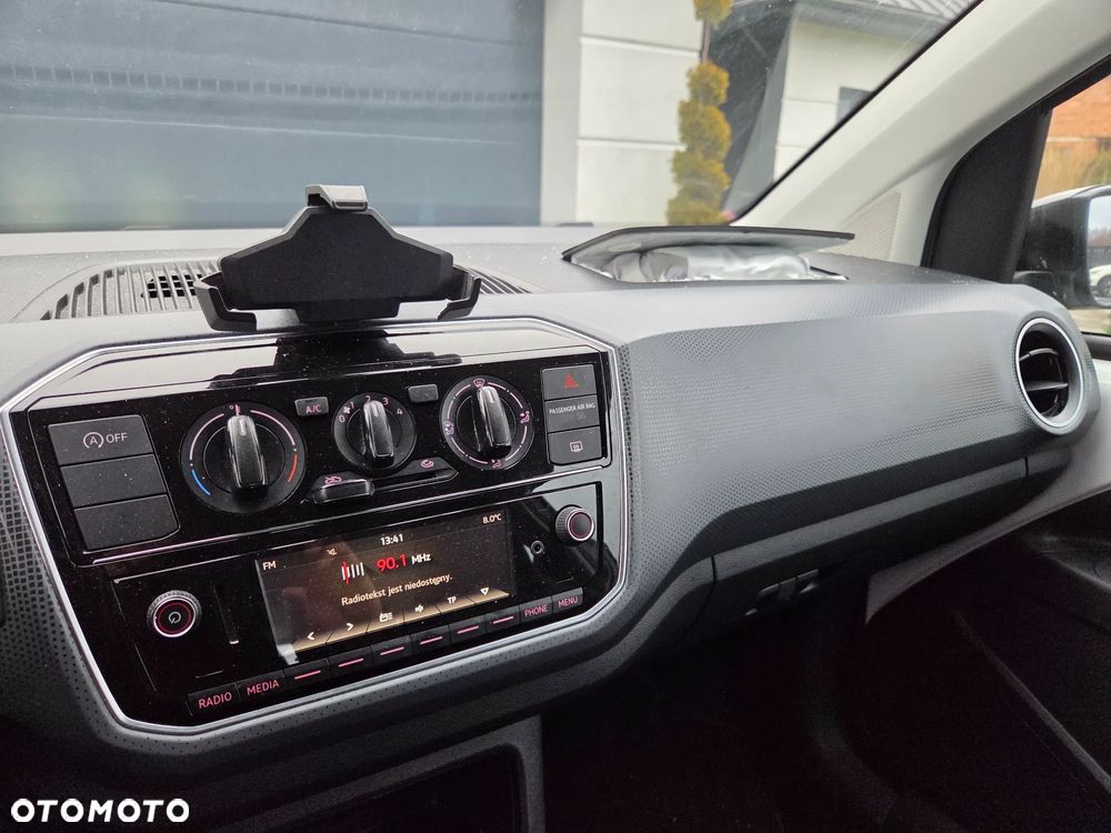 Volkswagen up! IQ.DRIVE - 17