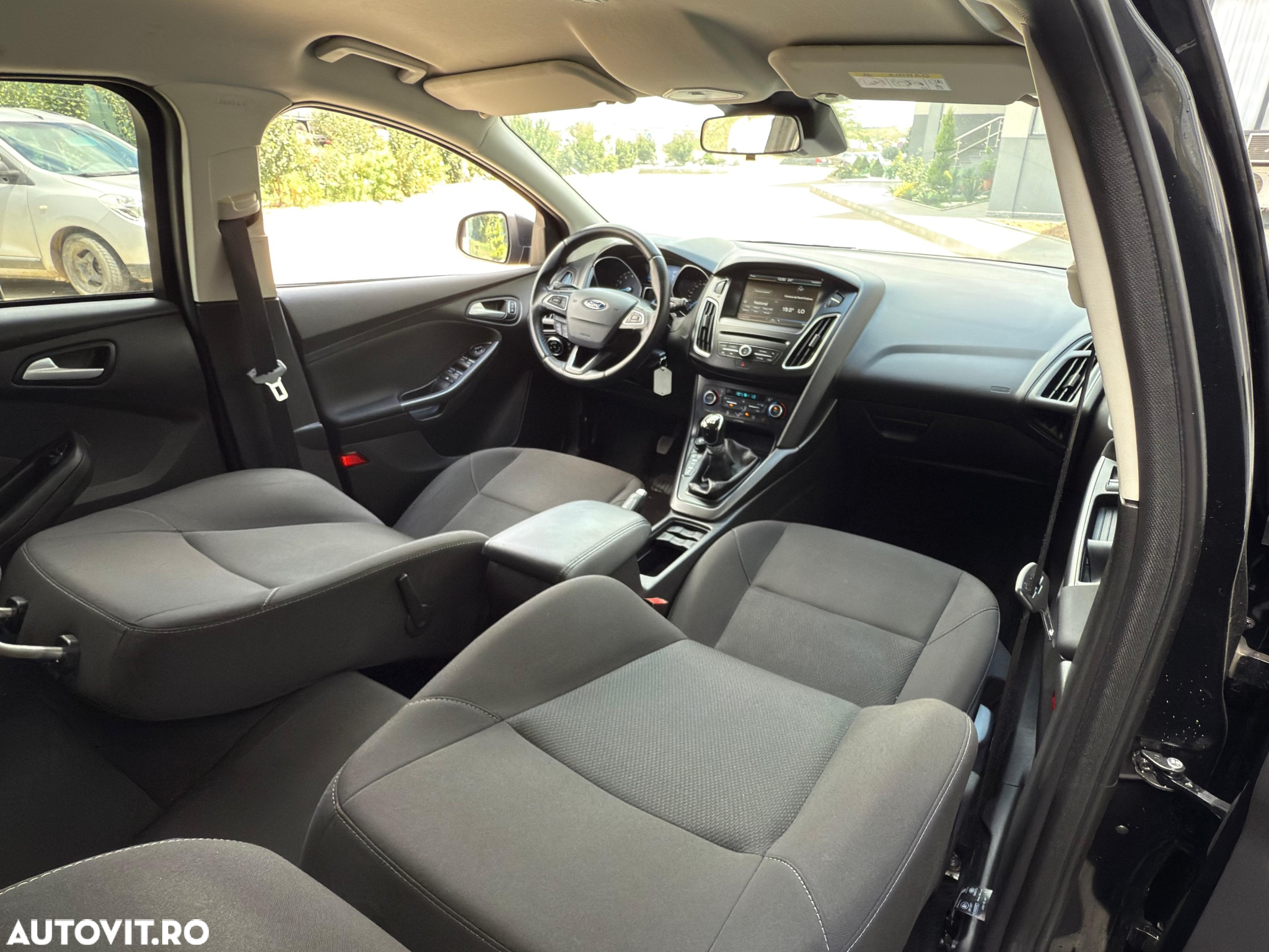 Ford Focus 1.0 EcoBoost Connected - 16