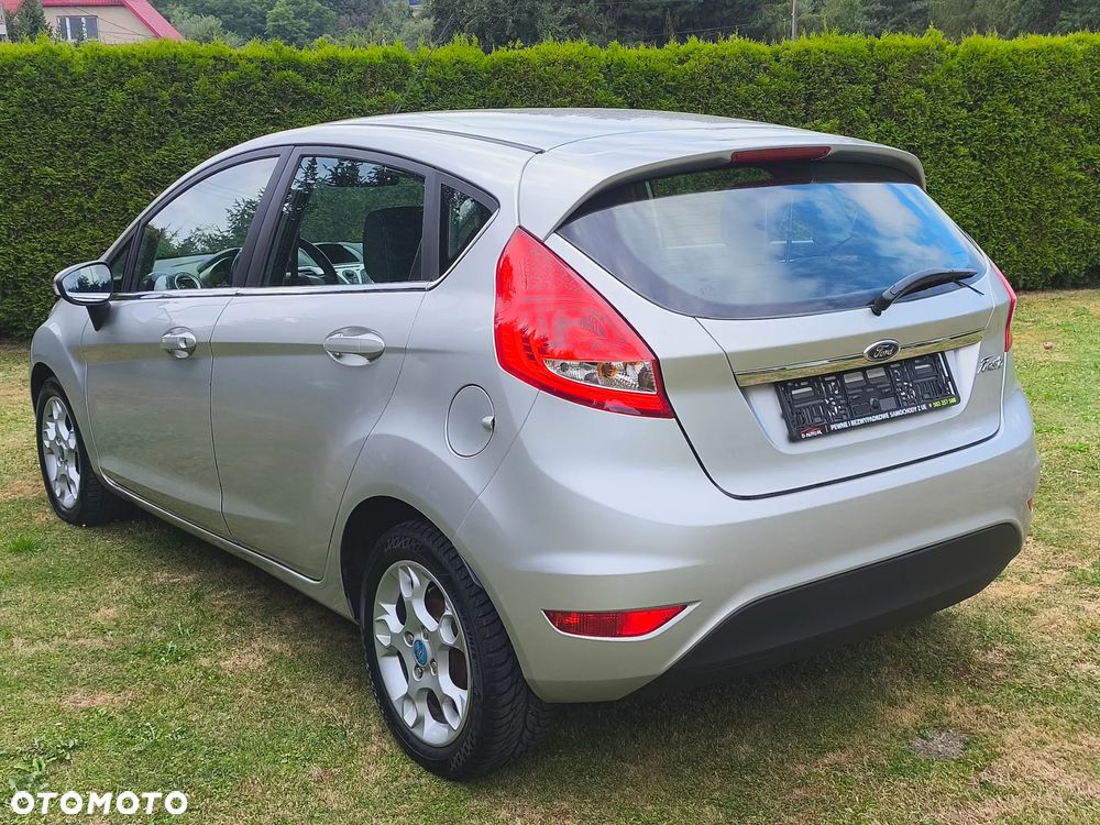 Ford Fiesta 1.25 Titanium EU5 - 9