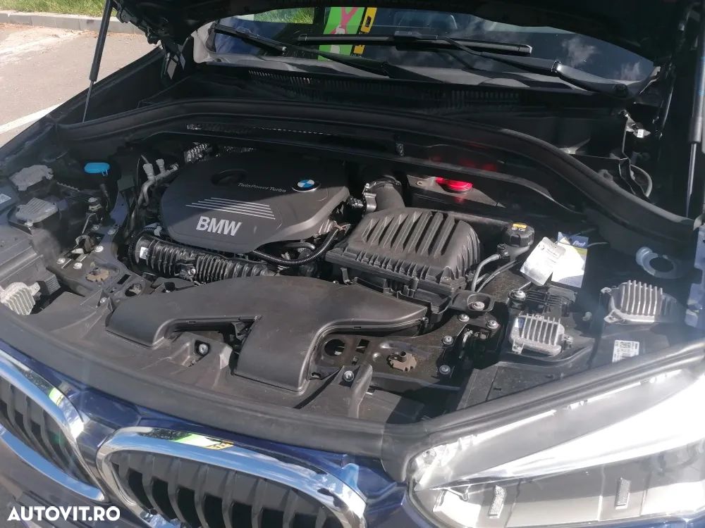 BMW X1 xDrive20i AT Sport Line - 34