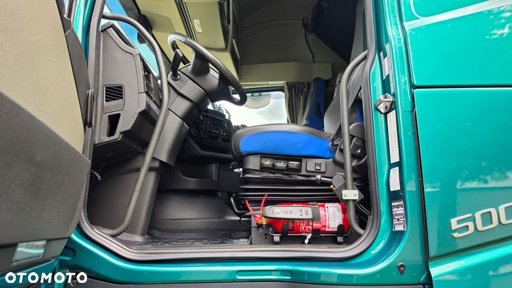 Volvo ///FH500///2023///GLOBETROTTER/// XXL///HYDRAULIKA///FULL LED///VIRTUAL COCPIT///ALUFELGI///KLIMATYZACJA POSTOJOWA///NAWIGACJA///TV///WAGA/// KAMERA///STAN BARDZO DOBRY - 27