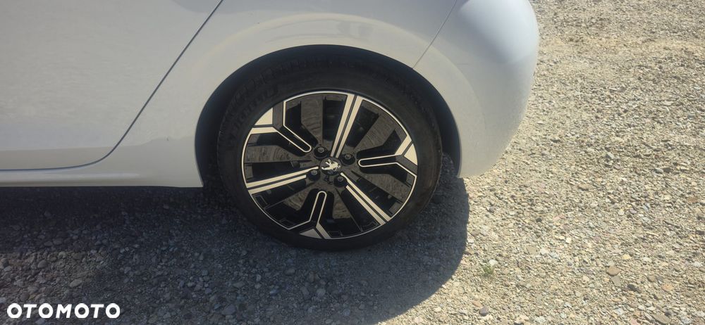 Peugeot 208 PureTech 110 Stop & Start EAT6 Tech Edition - 27