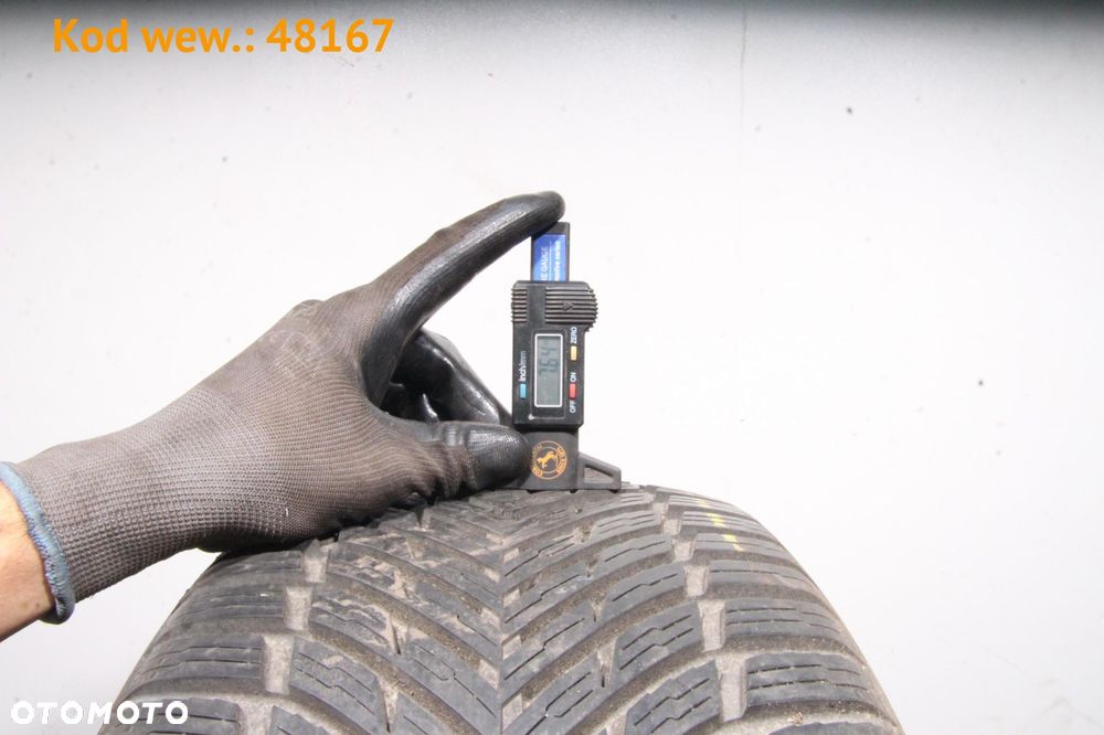 Nokian Seasonproof - 235/45 R17 - 2