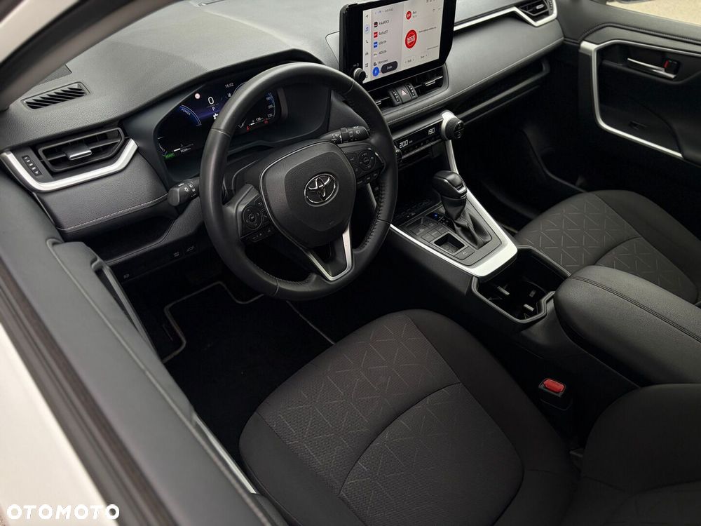 Toyota RAV4 - 25