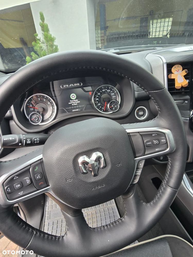 Dodge RAM 1500 5.7 4x4 - 7