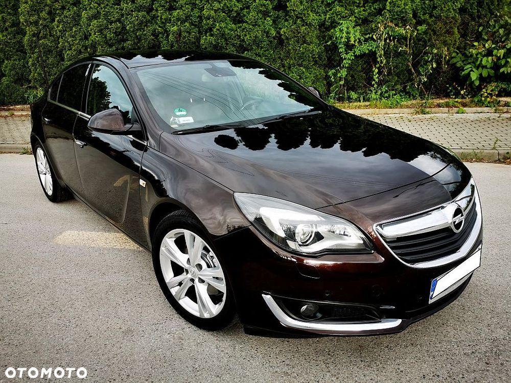 Opel Insignia - 32