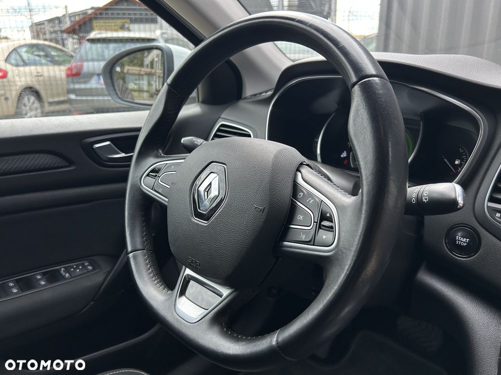 Renault Megane TCe 140 GPF EDC ZEN - 30