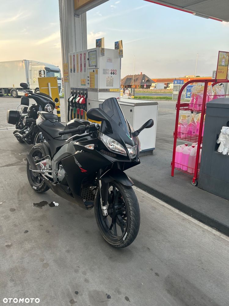 Aprilia RS - 9